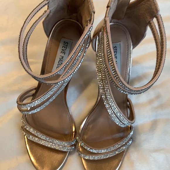 Rose Gold Steve Madden heels - Picture 8 of 8